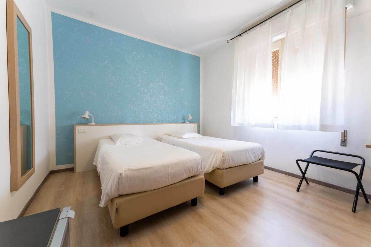 Hotel Benaco Bee Free