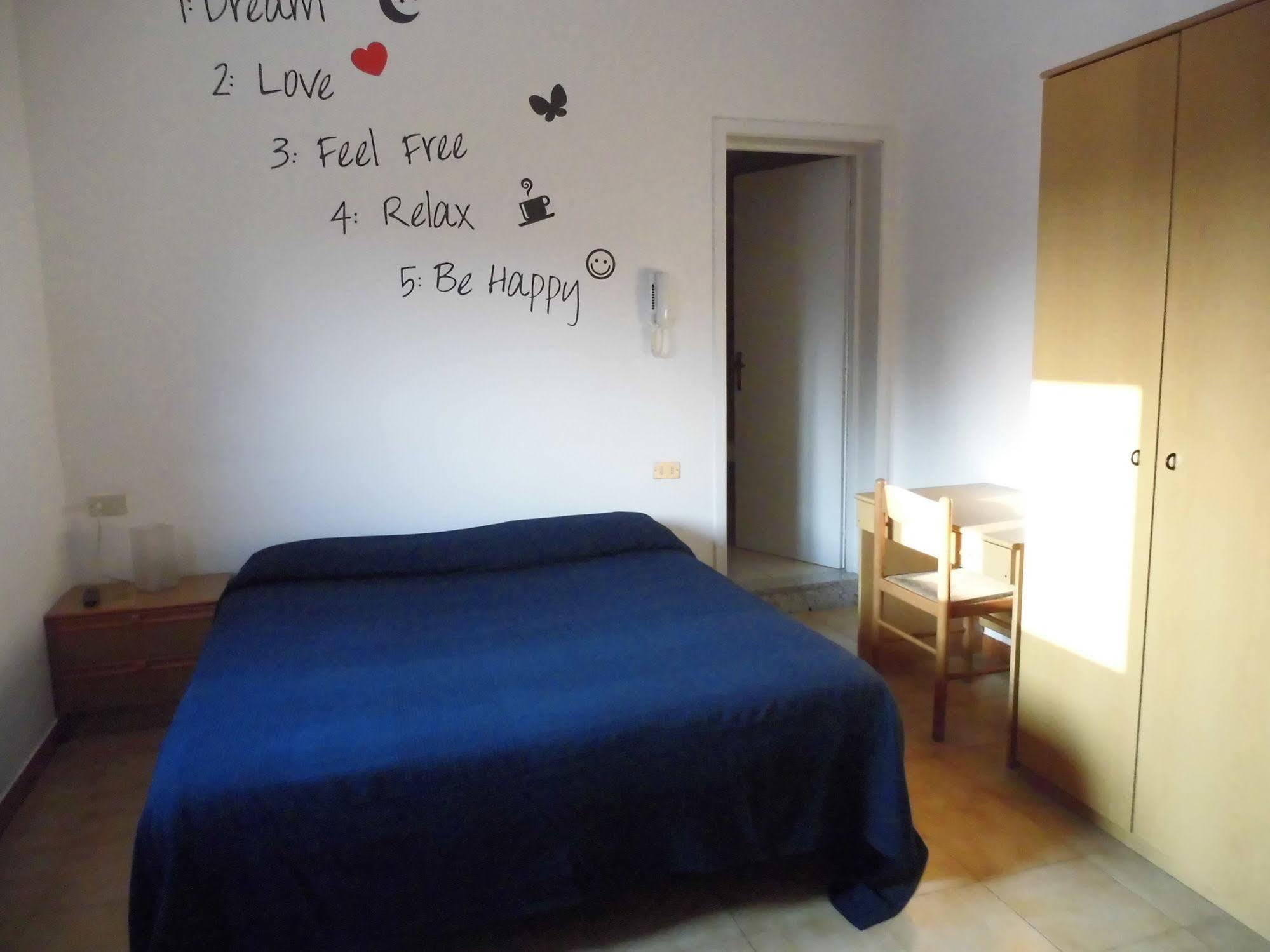 Hotel Benaco Bee Free
